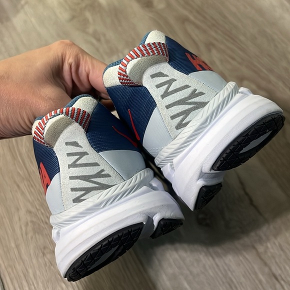 Hoka One One Clifton 6 Women’s Sneakers - Picture 7 of 10